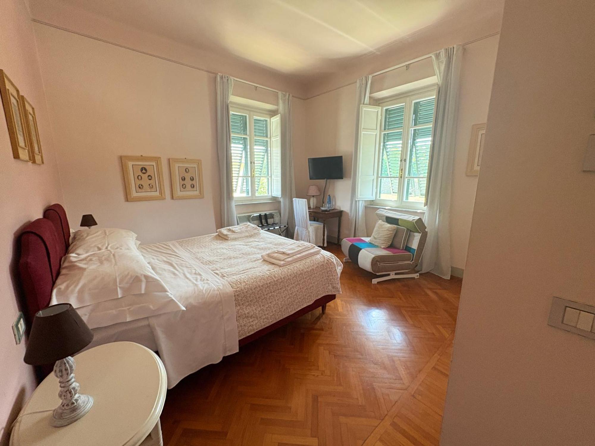 Villa Agnese B&B 卢卡 外观 照片